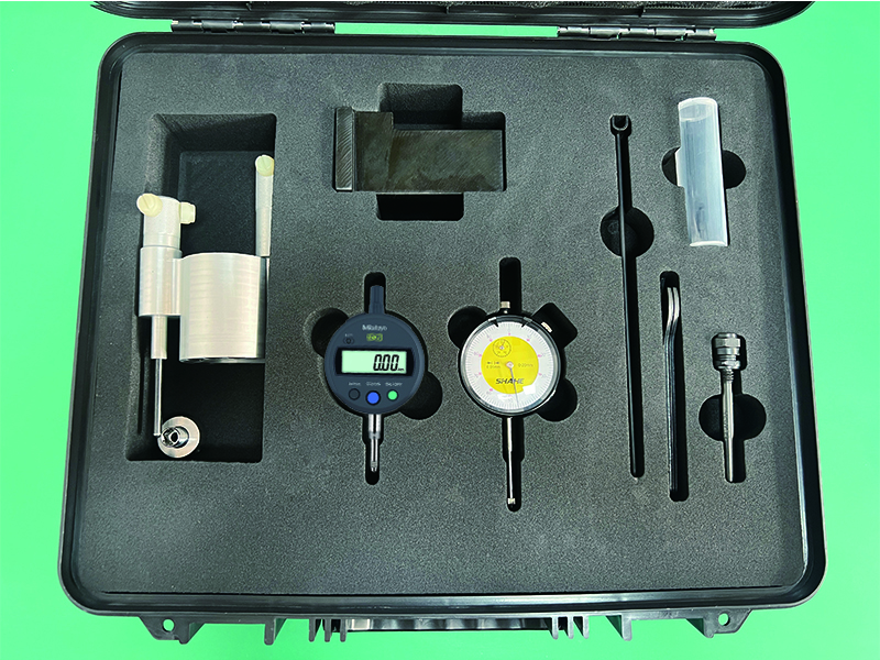 Caterpillar 9U-5132 tool kit complete display